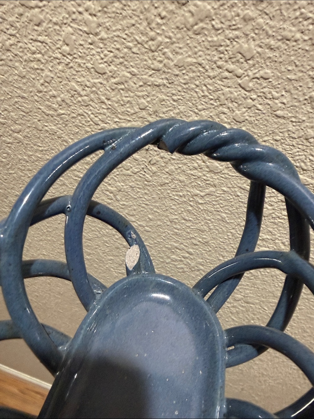 Vintage Blue Ceramic Lattice Bread & Serving Tray - Picture 4 of 4